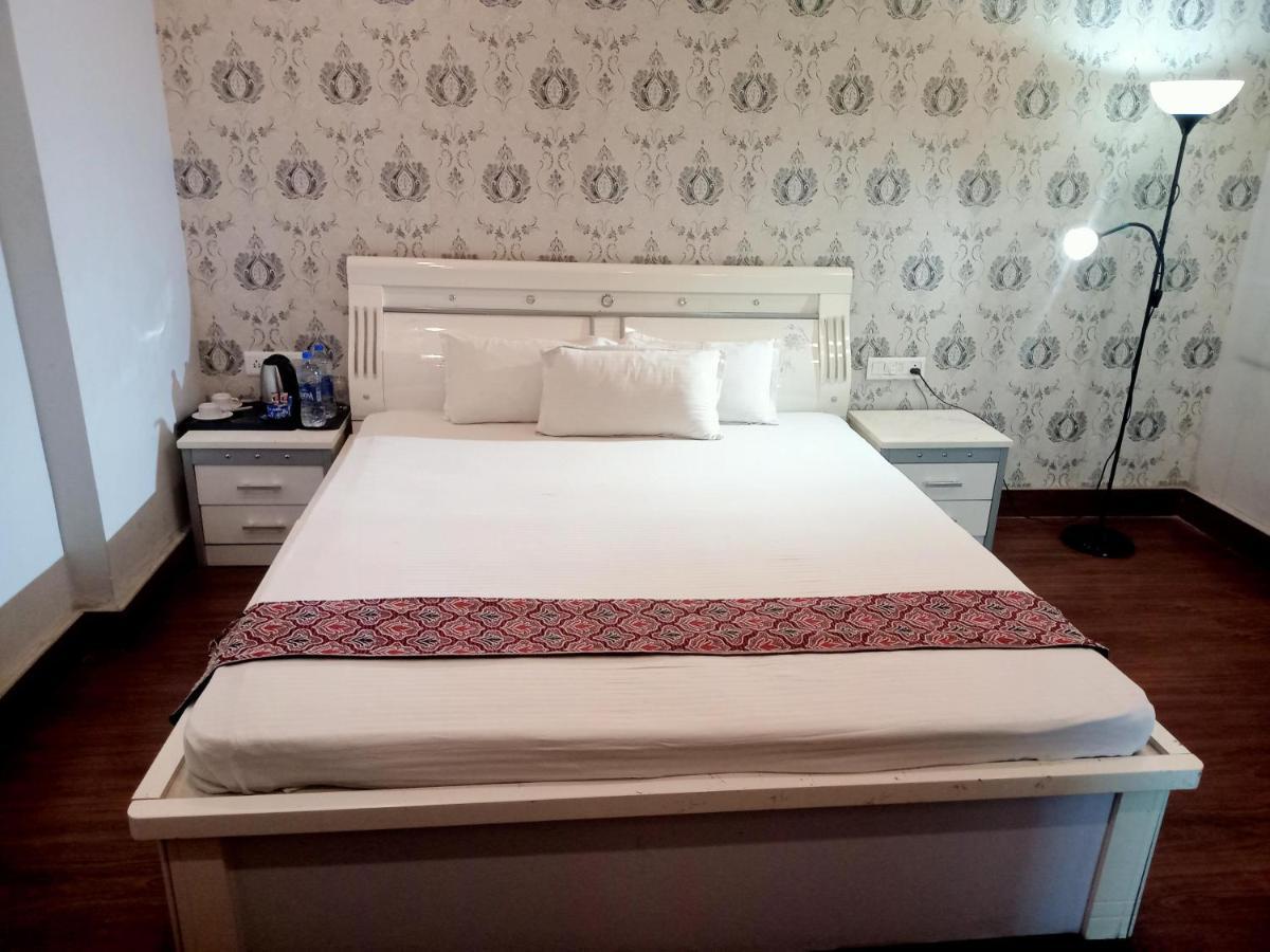 Ojas Hotel & Resort Durgápur Kültér fotó